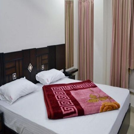 Park Land Hotel Haldwani Luaran gambar