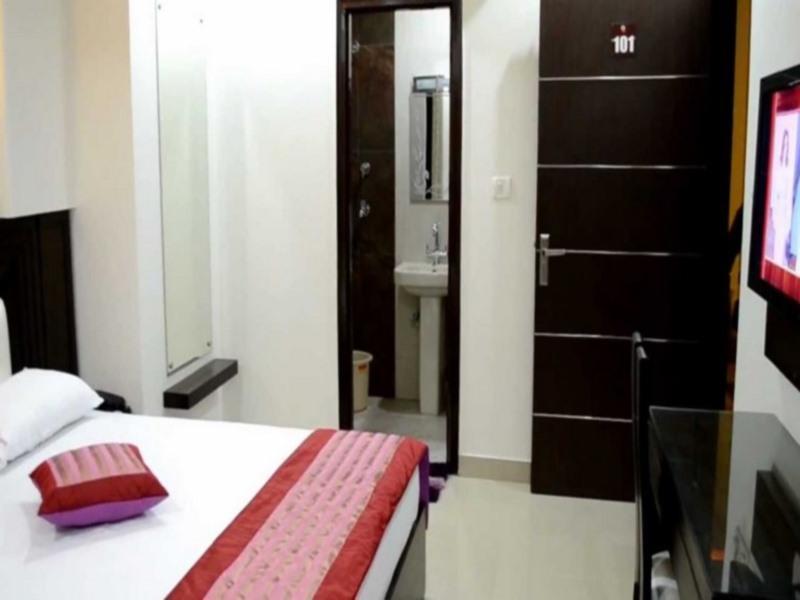 Park Land Hotel Haldwani Luaran gambar